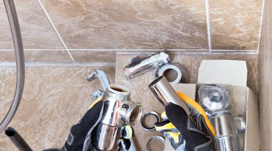 Expert Emergency Roof Repairs services in Bayside, TX